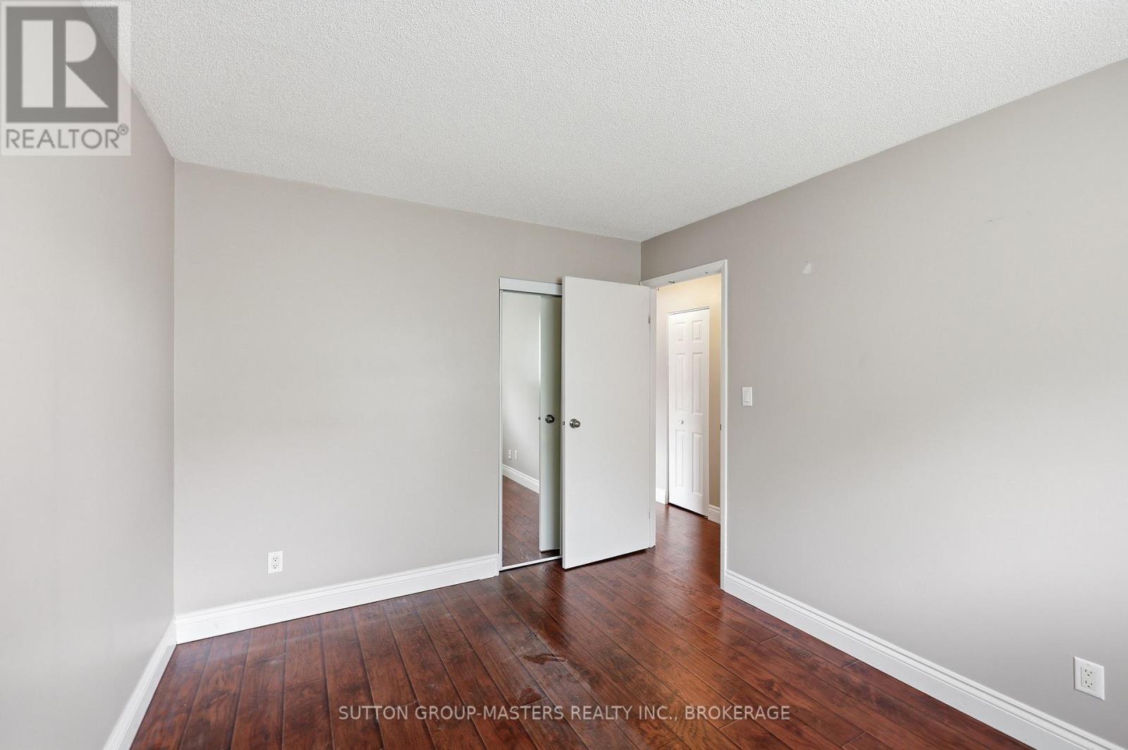 280 OWENS CRESCENT - 22