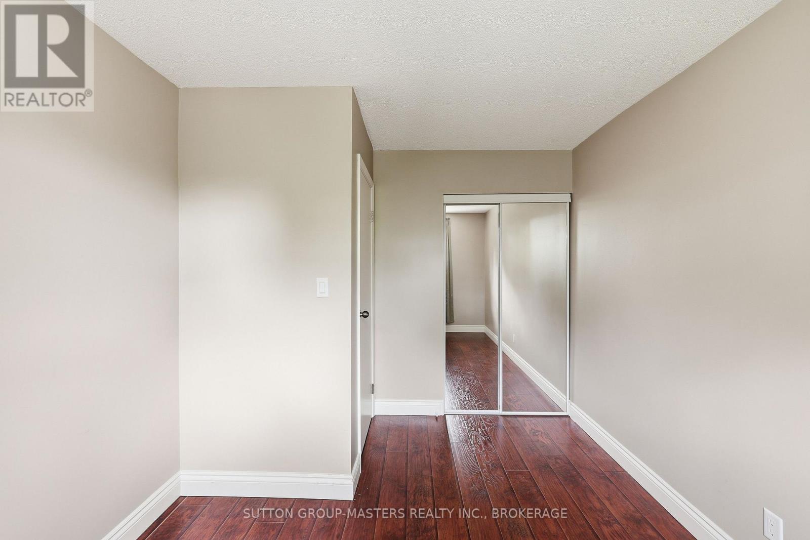280 OWENS CRESCENT - 24