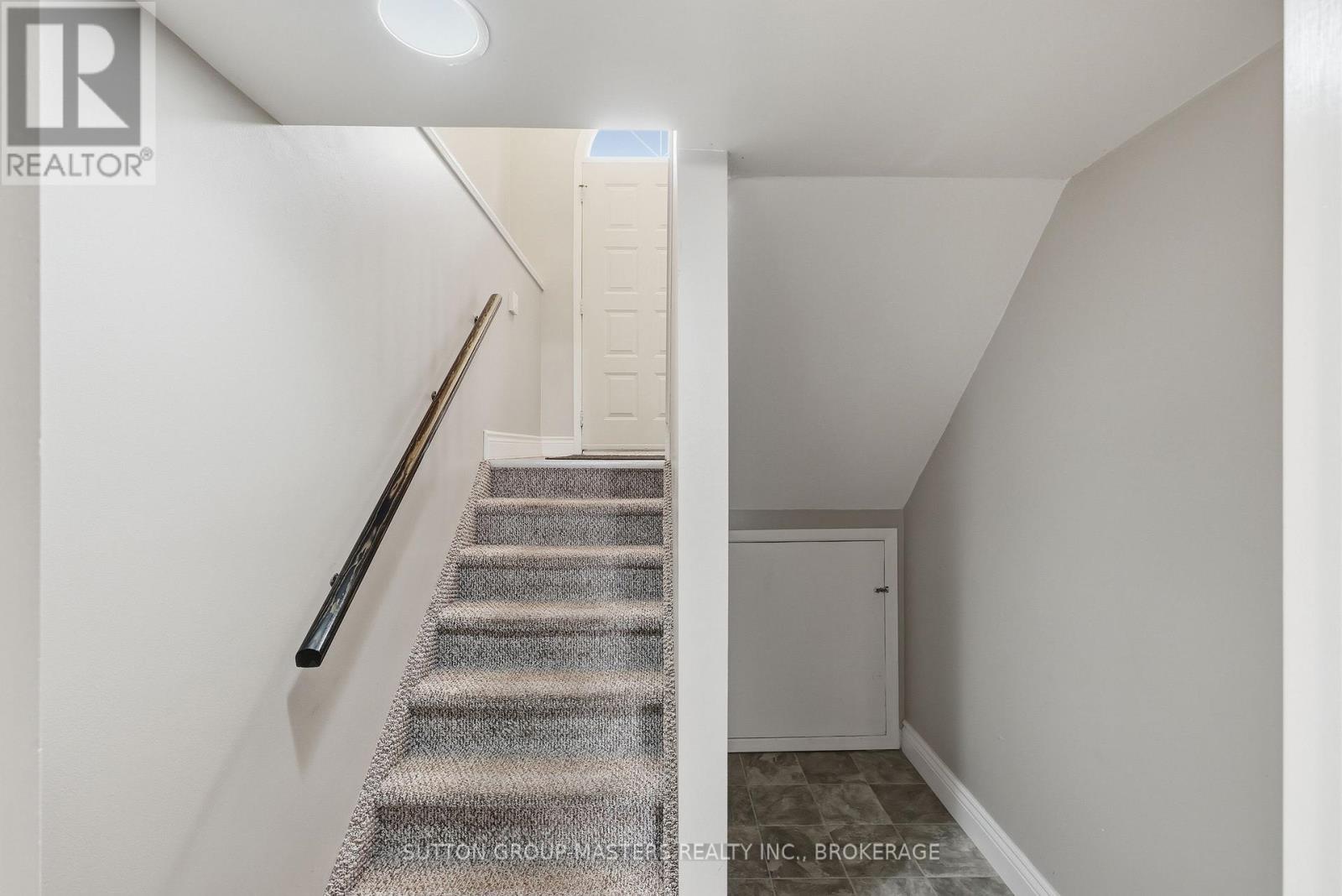 280 OWENS CRESCENT - 27