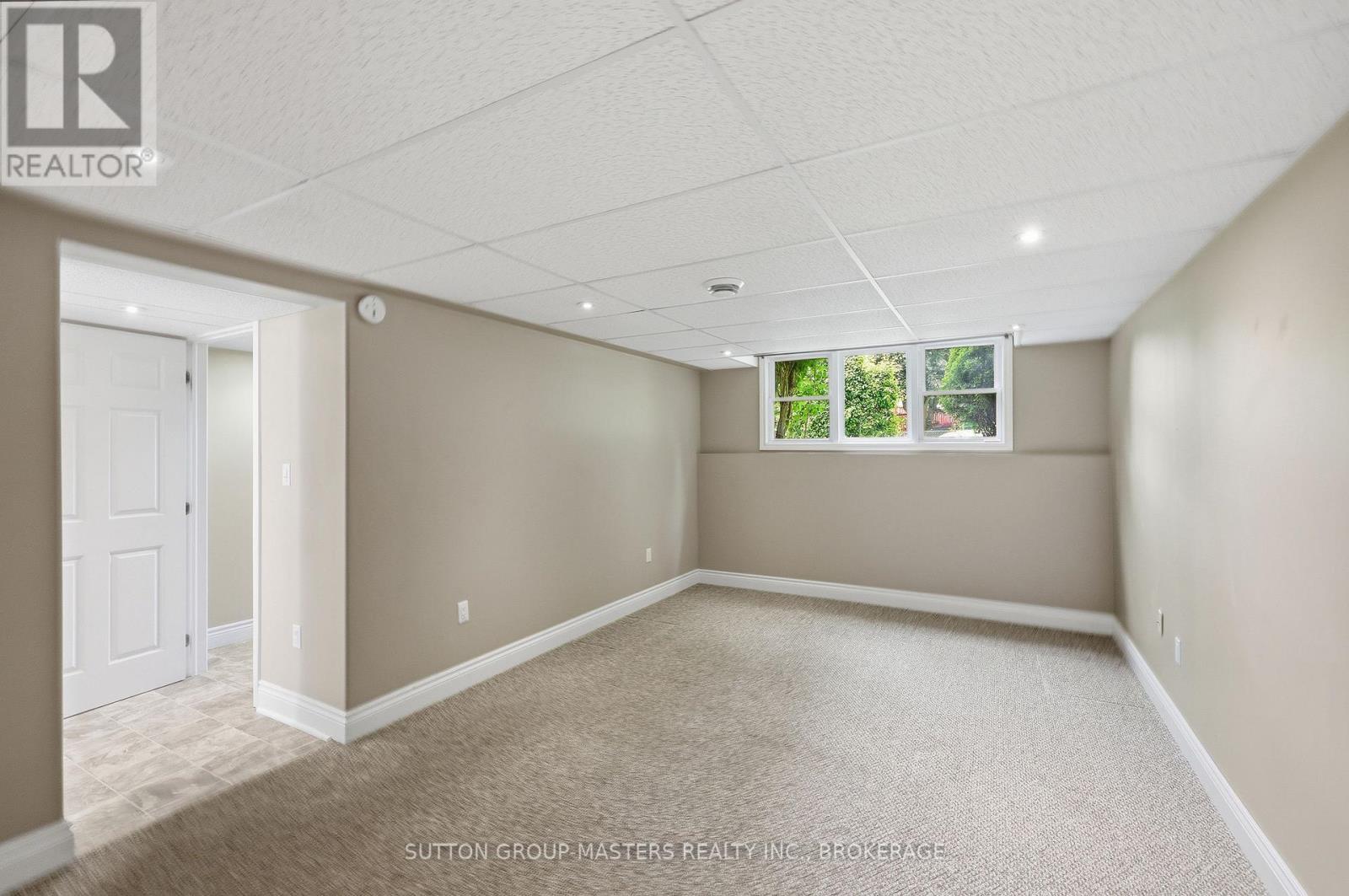 280 OWENS CRESCENT - 29