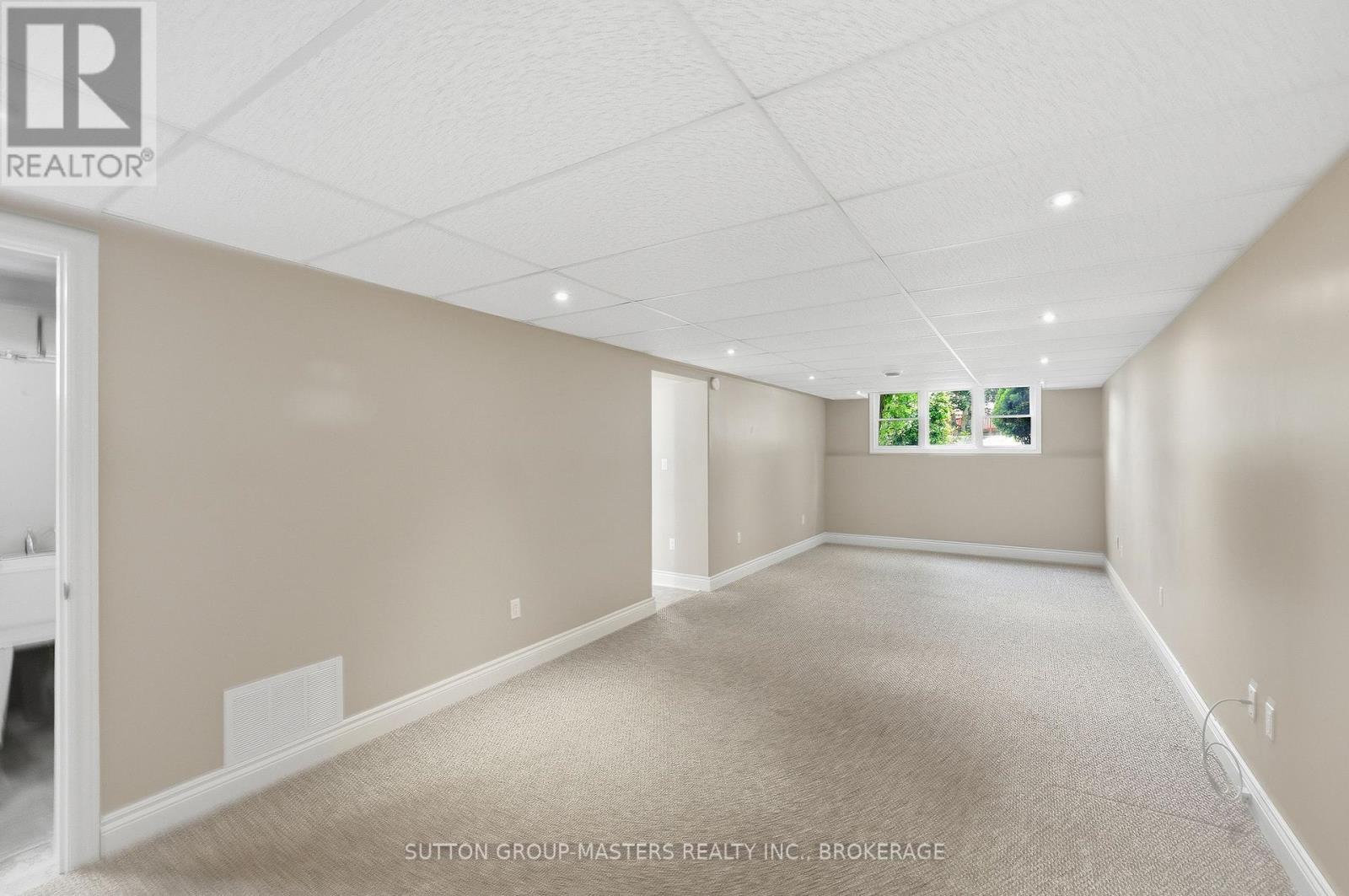 280 OWENS CRESCENT - 30