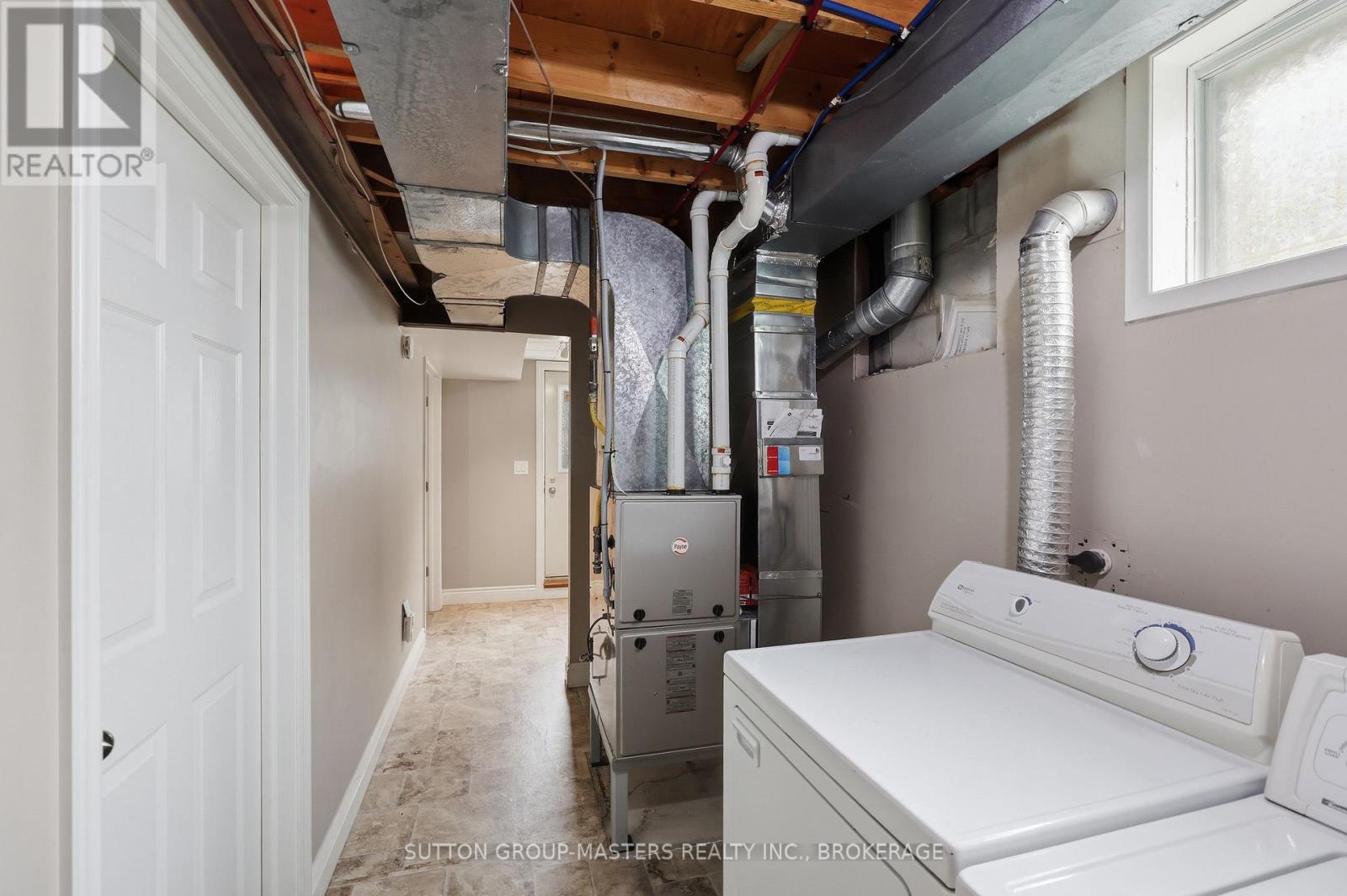 280 OWENS CRESCENT - 32