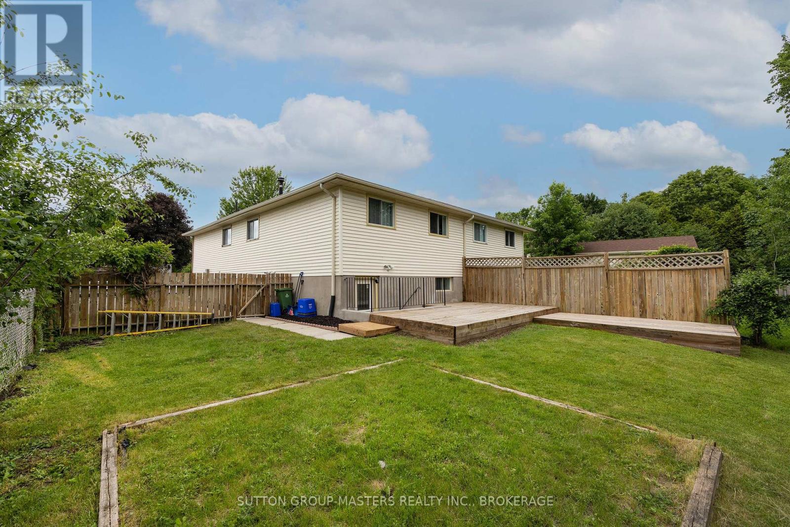 280 OWENS CRESCENT - 39
