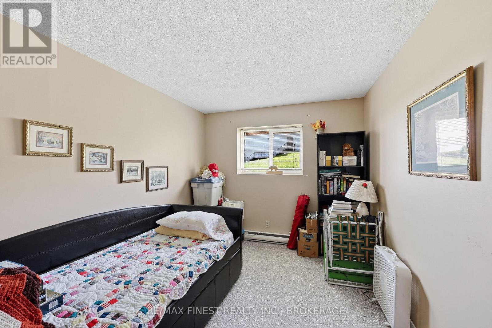 #101 610 WILLIAM STREET S - 36