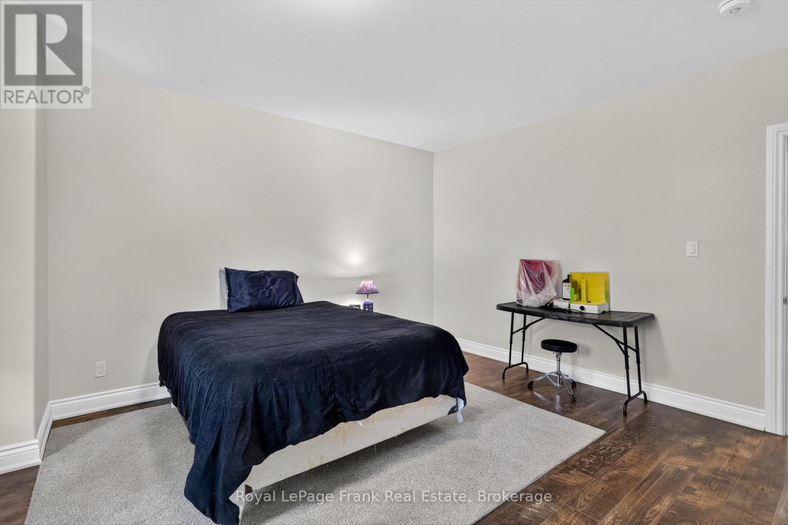 30 TEDS LANE - 26