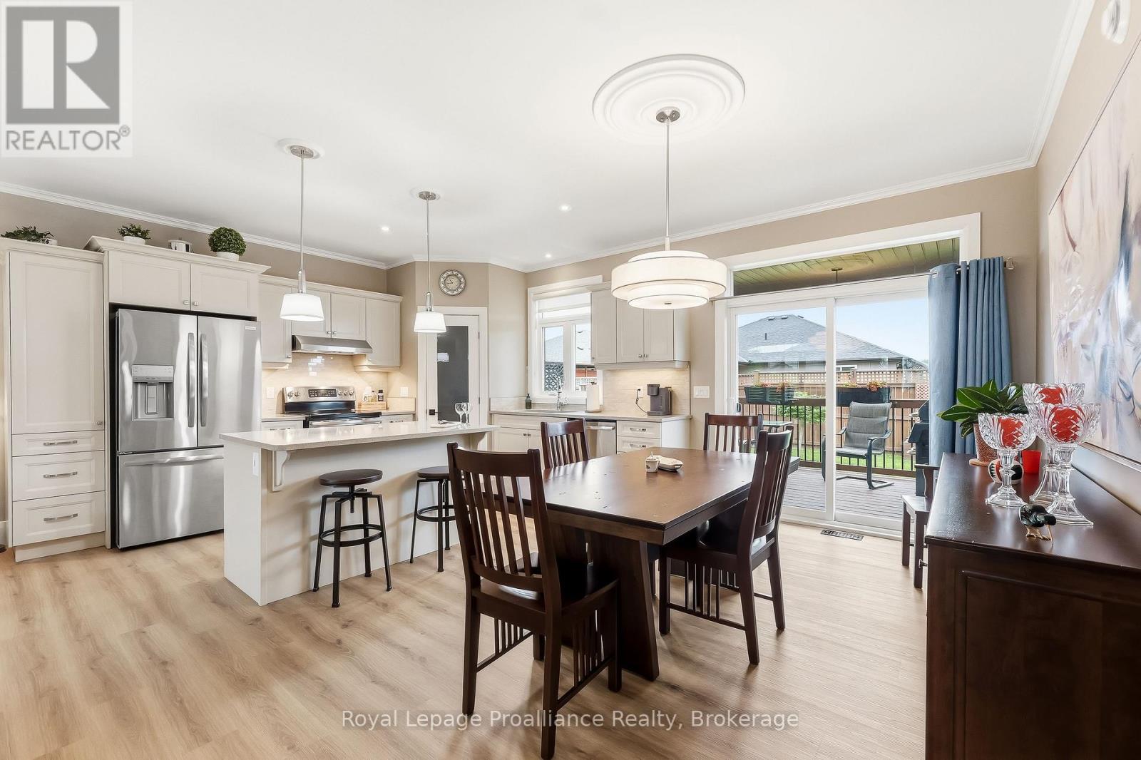 44 AMBROSIA TERRACE - 17