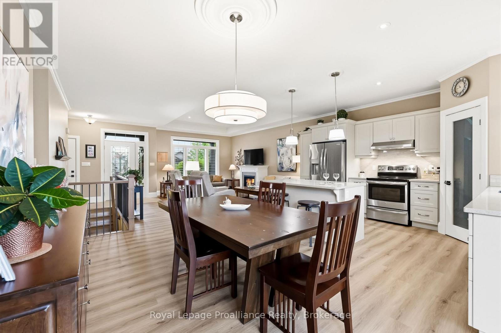 44 AMBROSIA TERRACE - 18