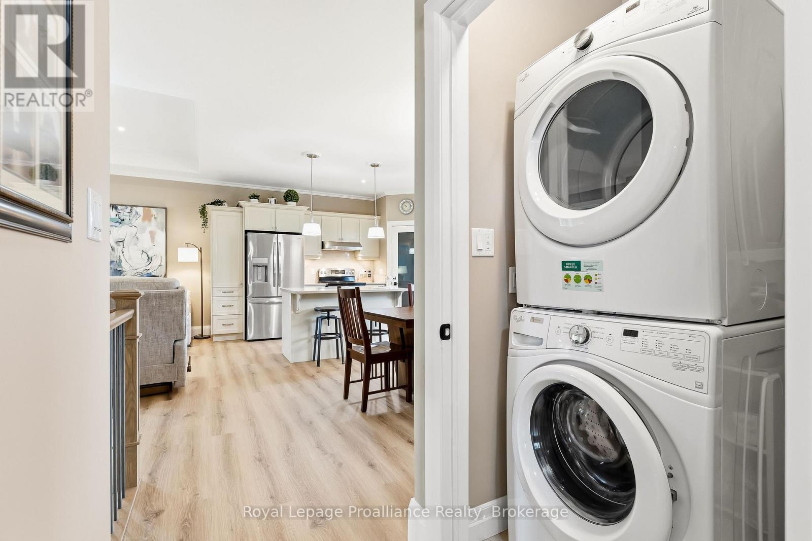 44 AMBROSIA TERRACE - 25