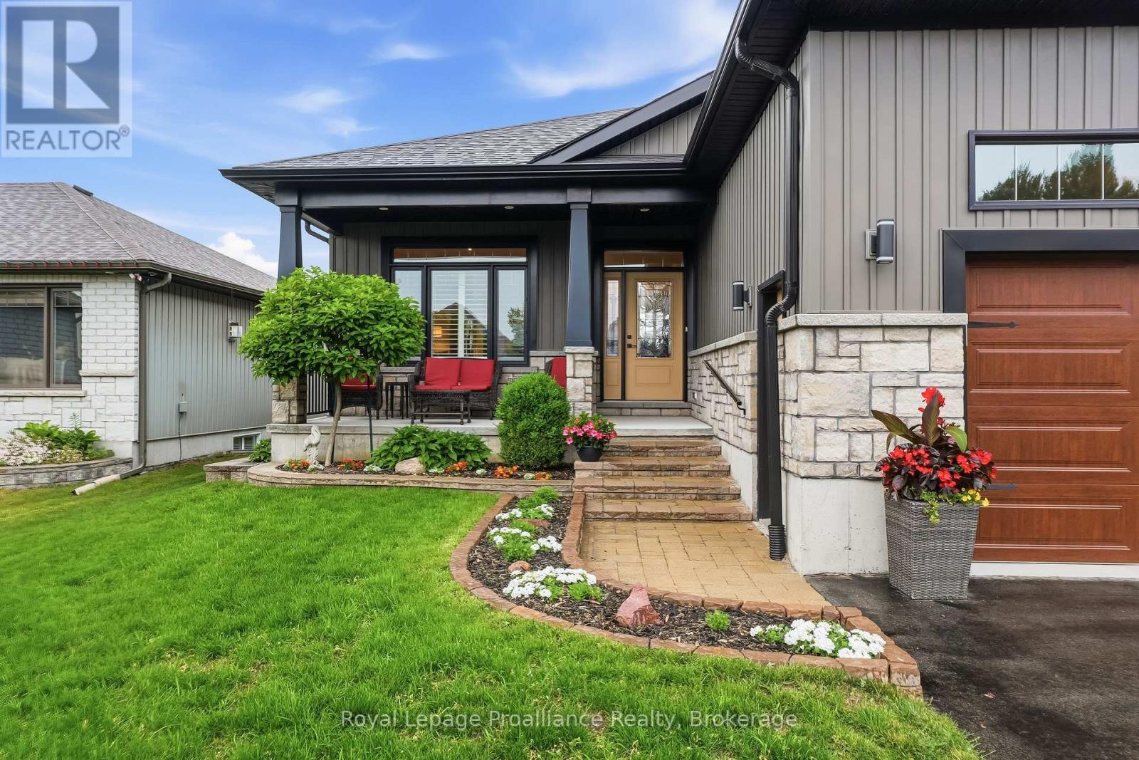 44 AMBROSIA TERRACE - 4
