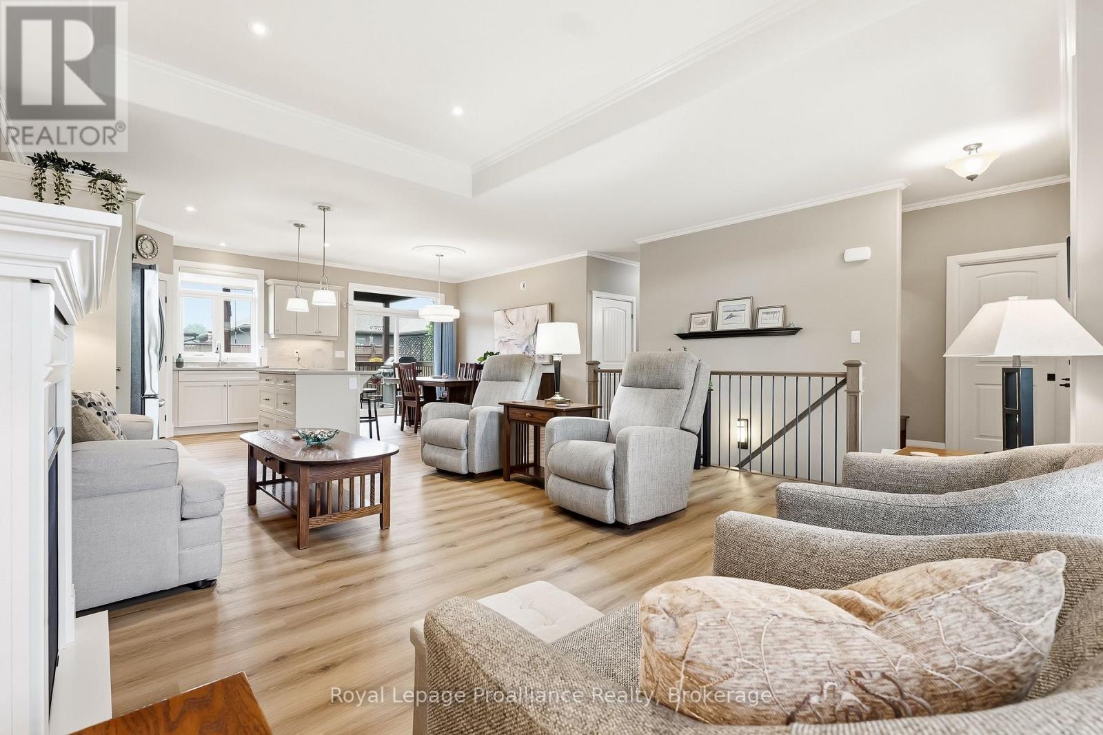 44 AMBROSIA TERRACE - 8