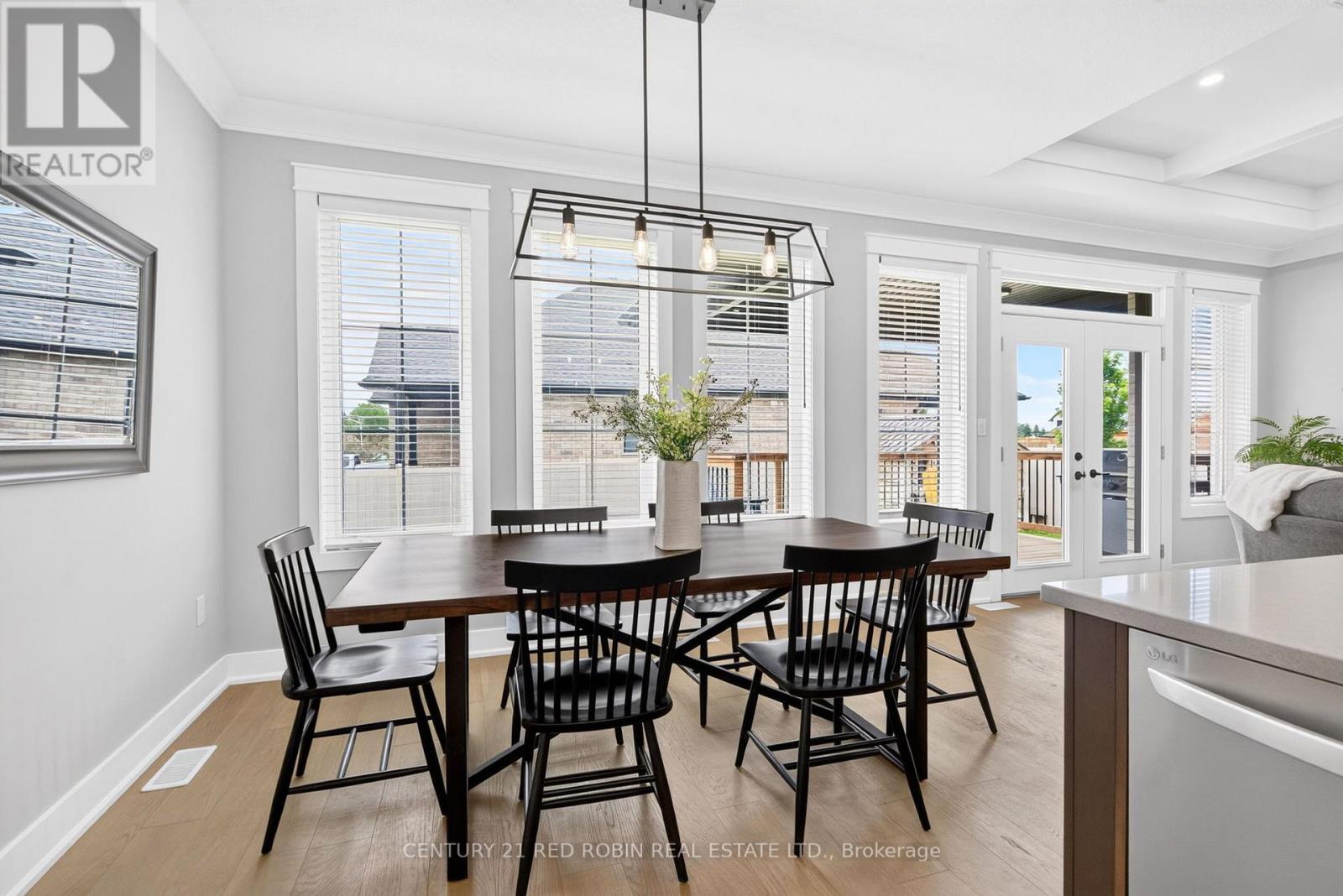35 ELLIOT STREET - 12