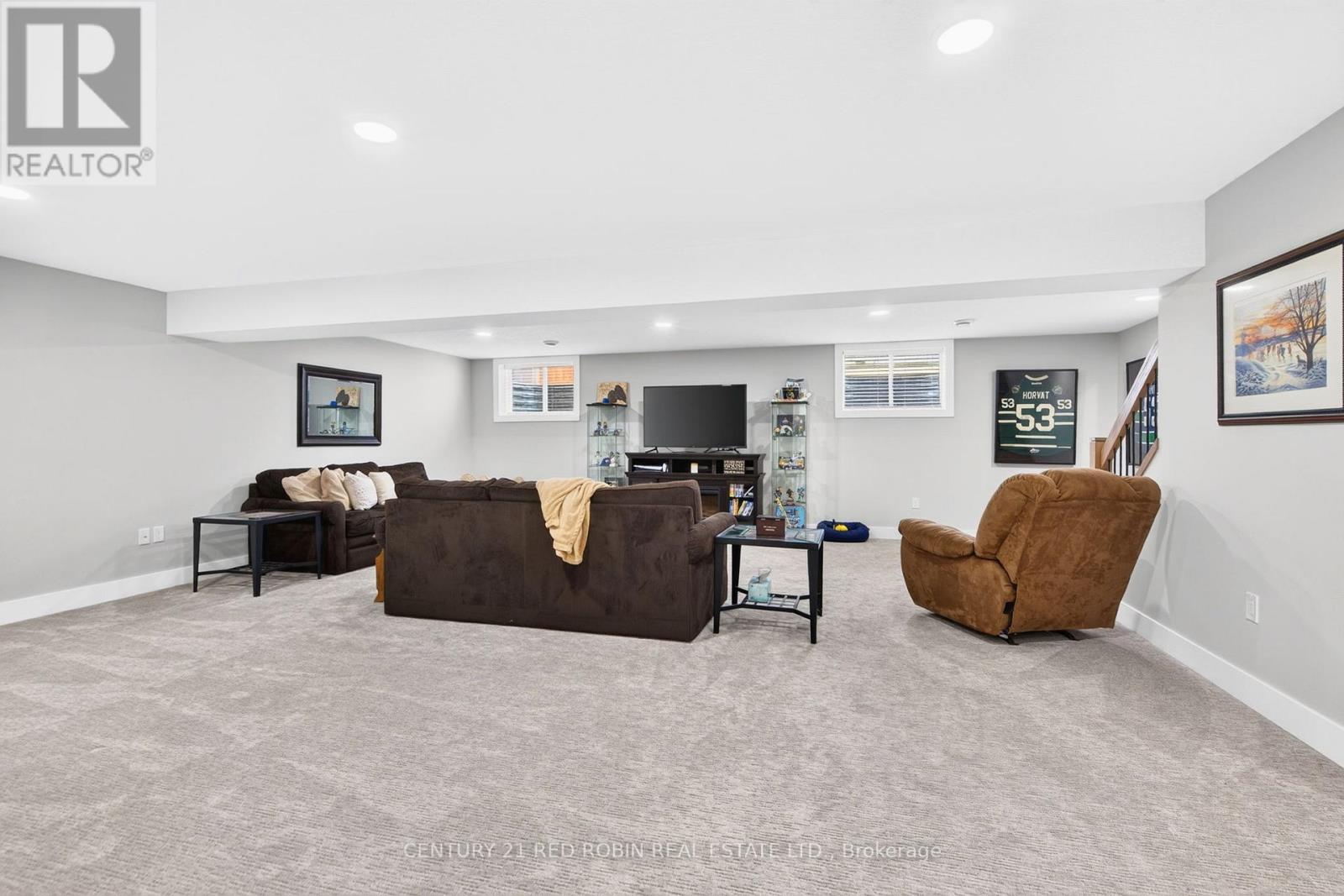 35 ELLIOT STREET - 26