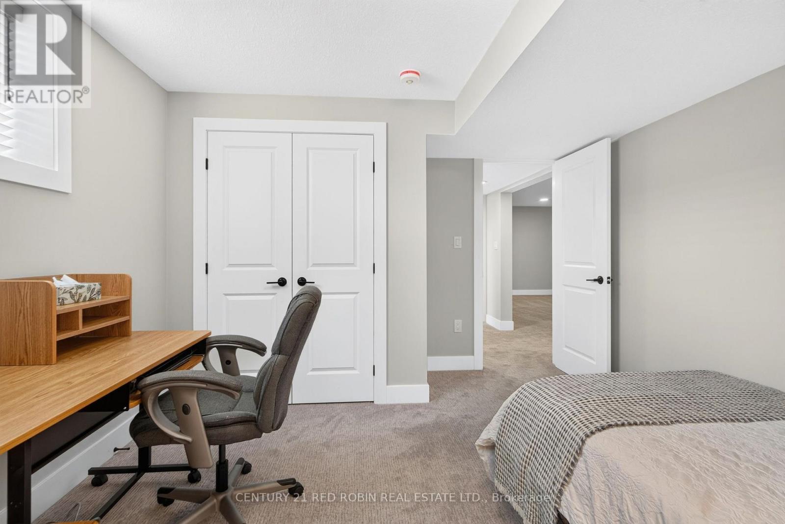 35 ELLIOT STREET - 28