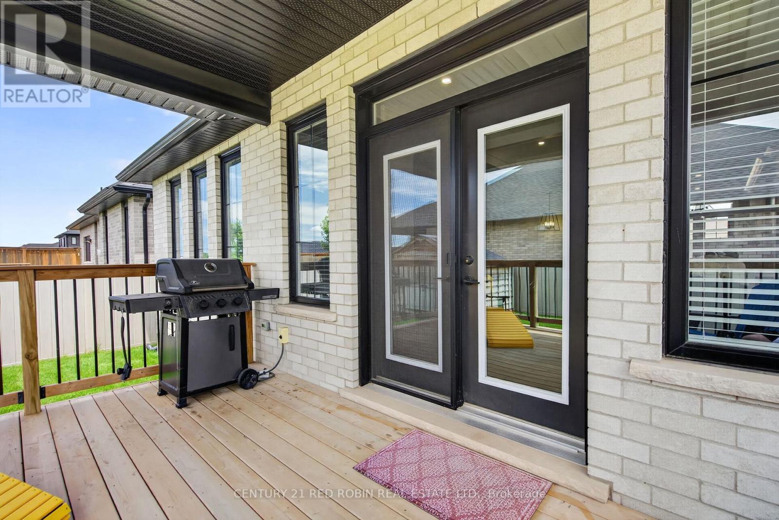 35 ELLIOT STREET - 34