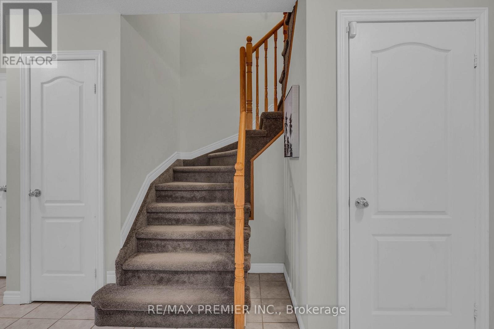 435 SIMCOE STREET - 20