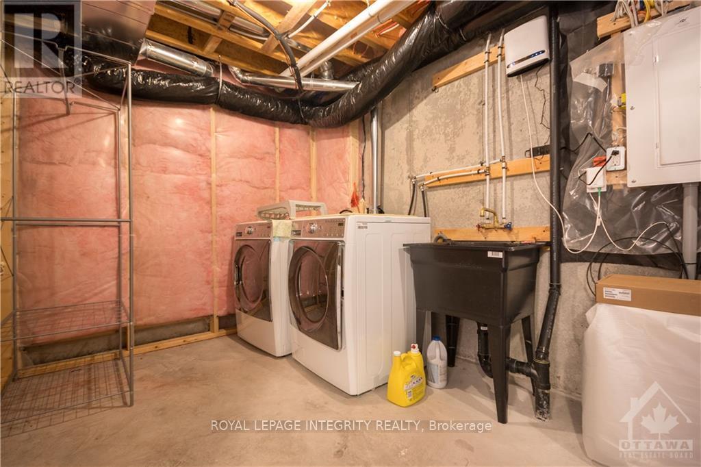 3 Bed, 4 Bath House for Rent in Ottawa – 190 CAMDEN PRIVATE, Ottawa – MLS# X13450468 - Image 20