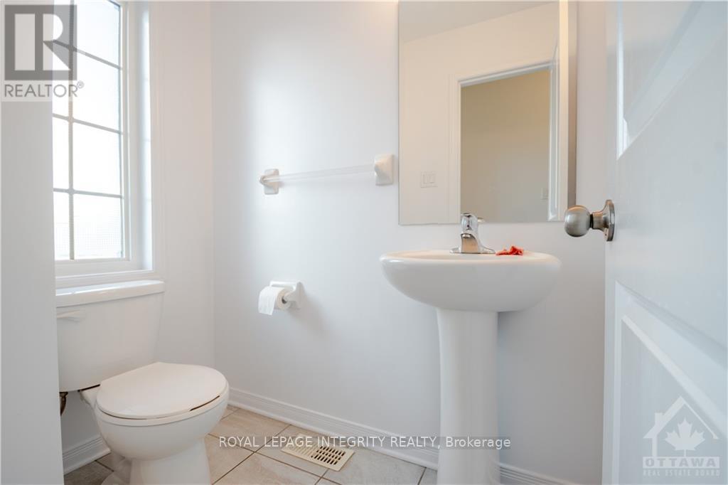 2 pc partial bath on main floor
