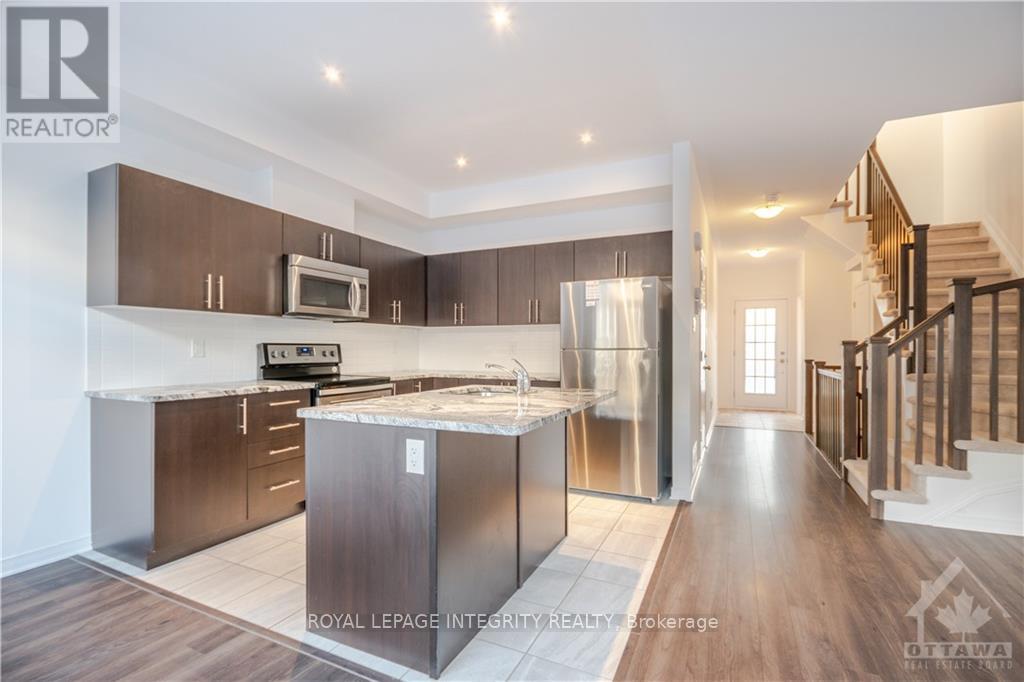 3 Bed, 4 Bath House for Rent in Ottawa – 190 CAMDEN PRIVATE, Ottawa – MLS# X13450468 - Image 6