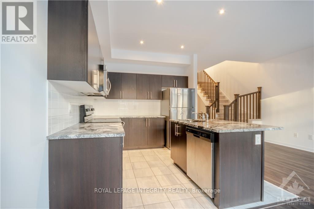 3 Bed, 4 Bath House for Rent in Ottawa – 190 CAMDEN PRIVATE, Ottawa – MLS# X13450468 - Image 7