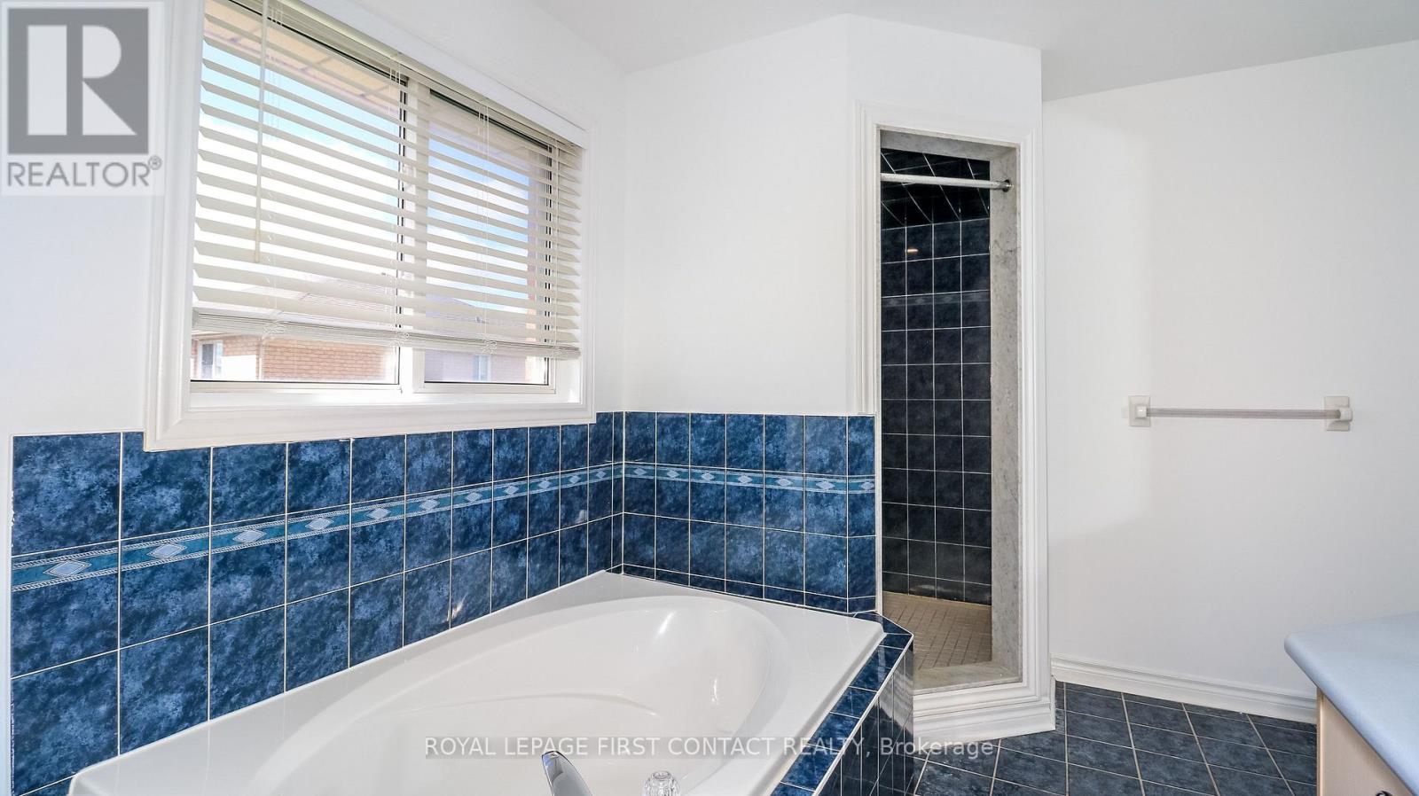 165 SPROULE DRIVE - 36