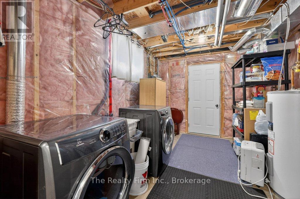 27 CATHERINE STREET - 36