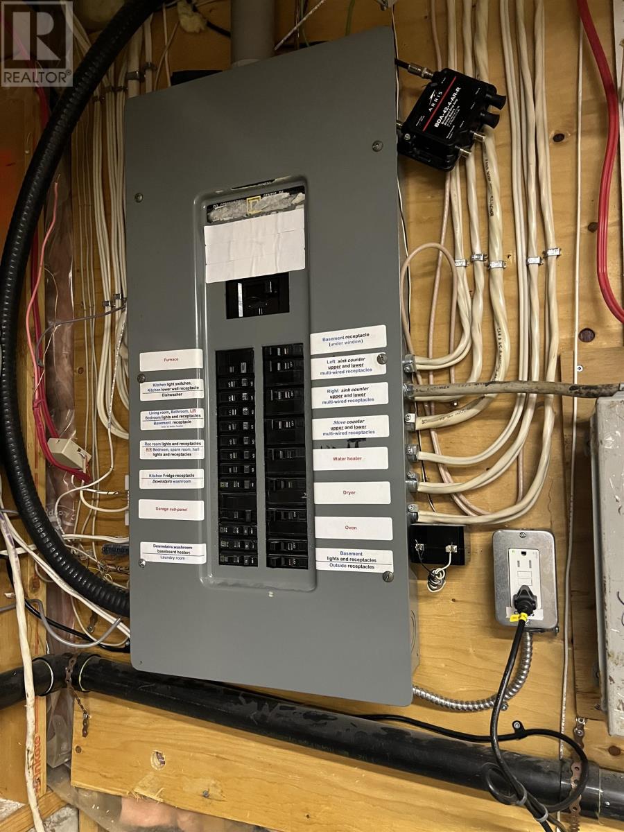 62 HEMLO DR - 34