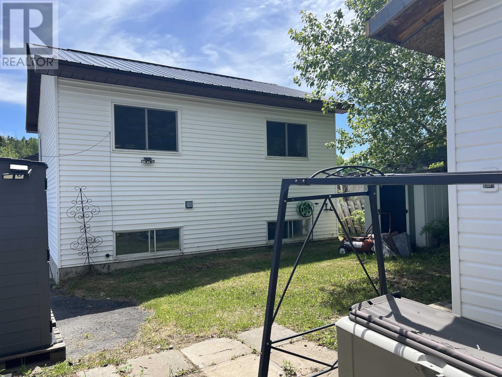 62 HEMLO DR - 37