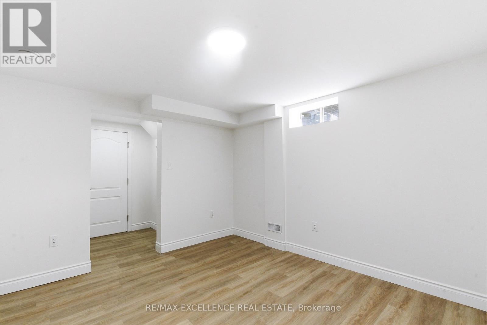 1814 WHITEHALL DRIVE - 41