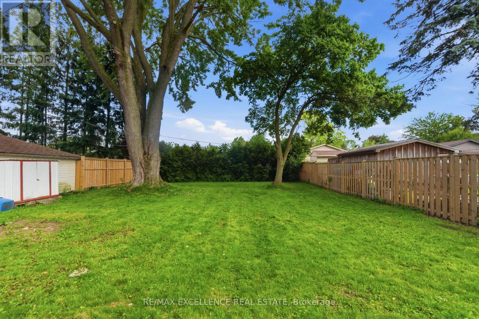 1814 WHITEHALL DRIVE - 46
