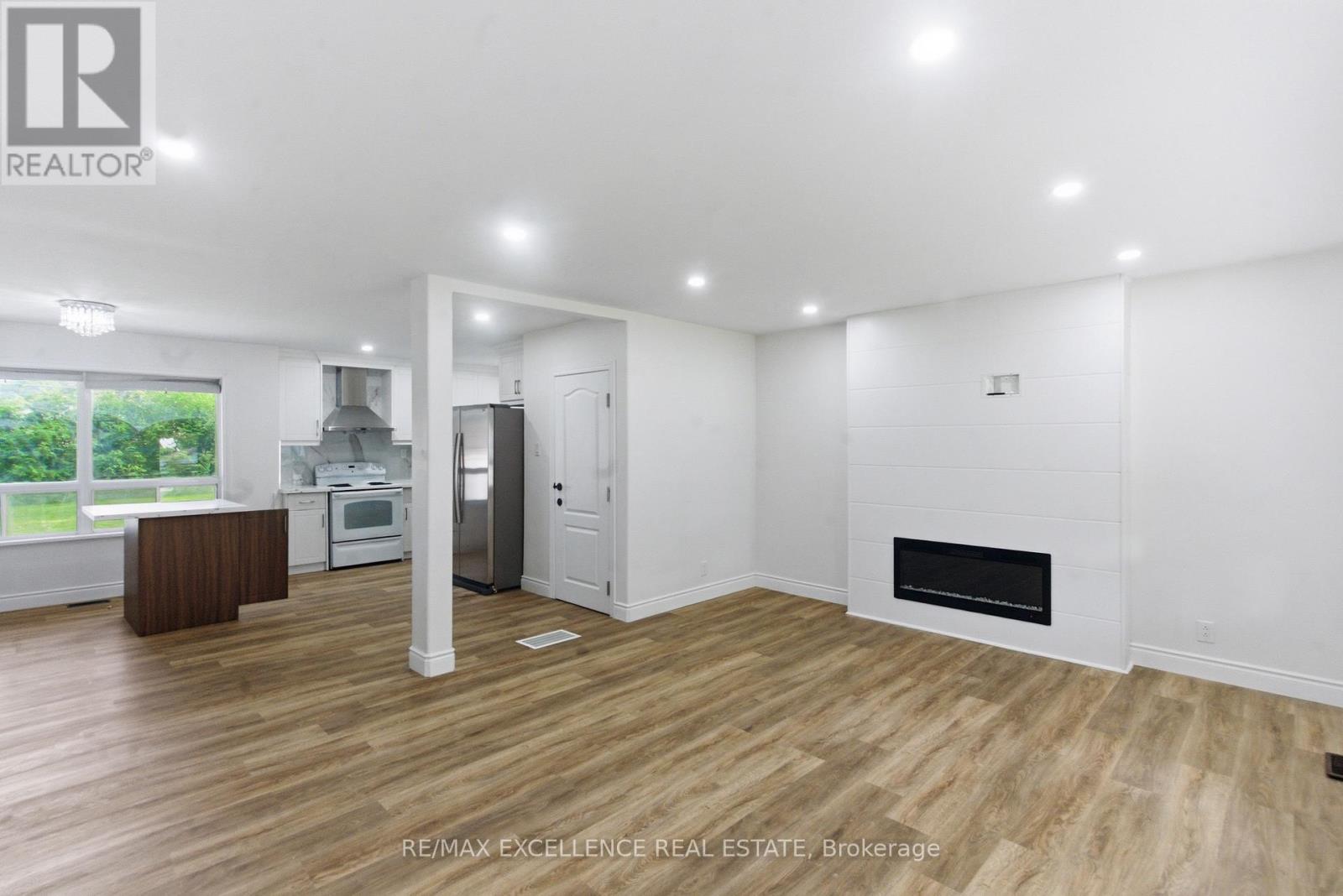 1814 WHITEHALL DRIVE - 12