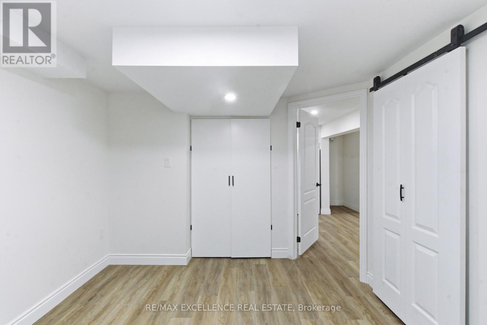 1814 WHITEHALL DRIVE - 39