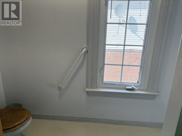 229 Gloucester ST - 17