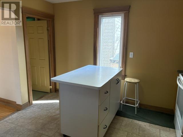 229 Gloucester ST - 9