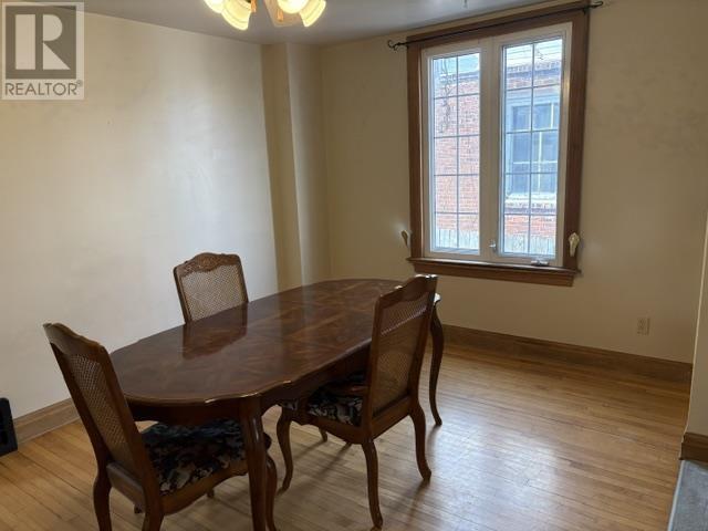 229 Gloucester ST - 5