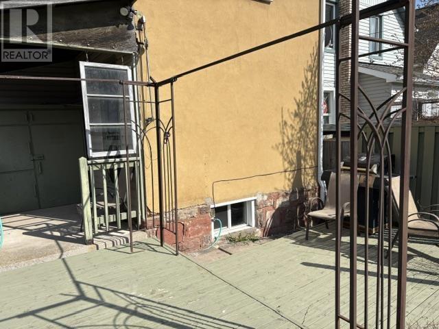 229 Gloucester ST - 23