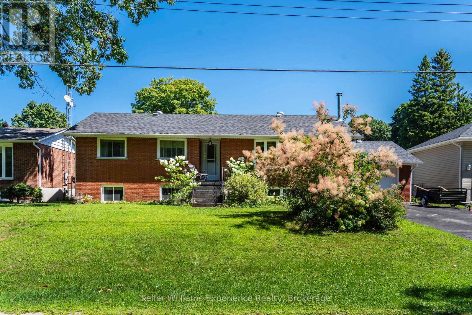 63 LORNE AVENUE - 2