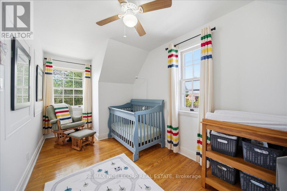 1790 KING STREET E - 22