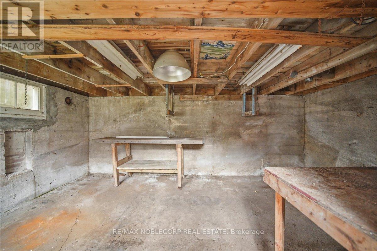 1790 KING STREET E - 37