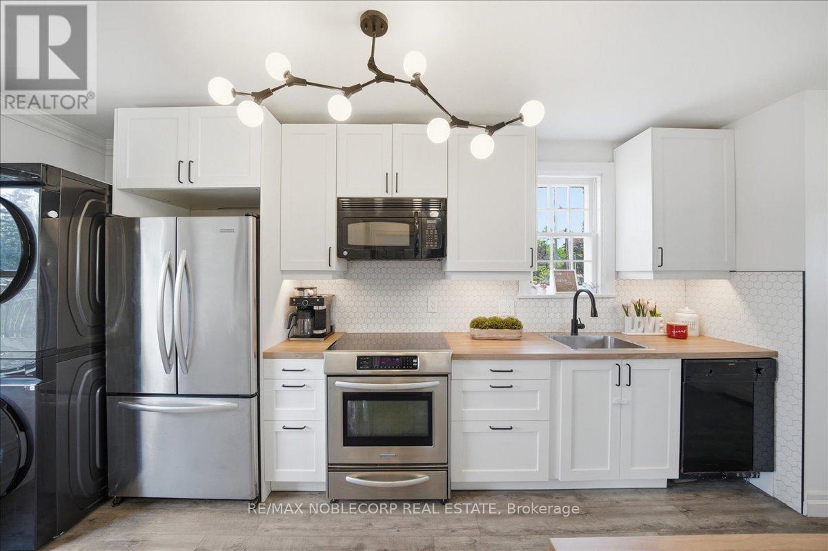 1790 KING STREET E - 9