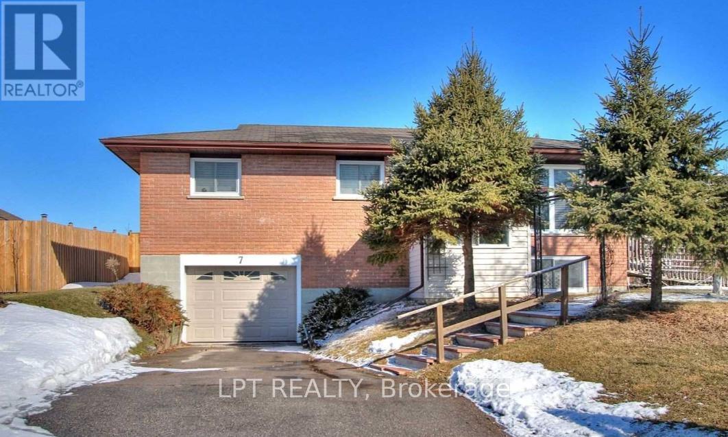 7 CHAMPLAIN BOULEVARD - 1