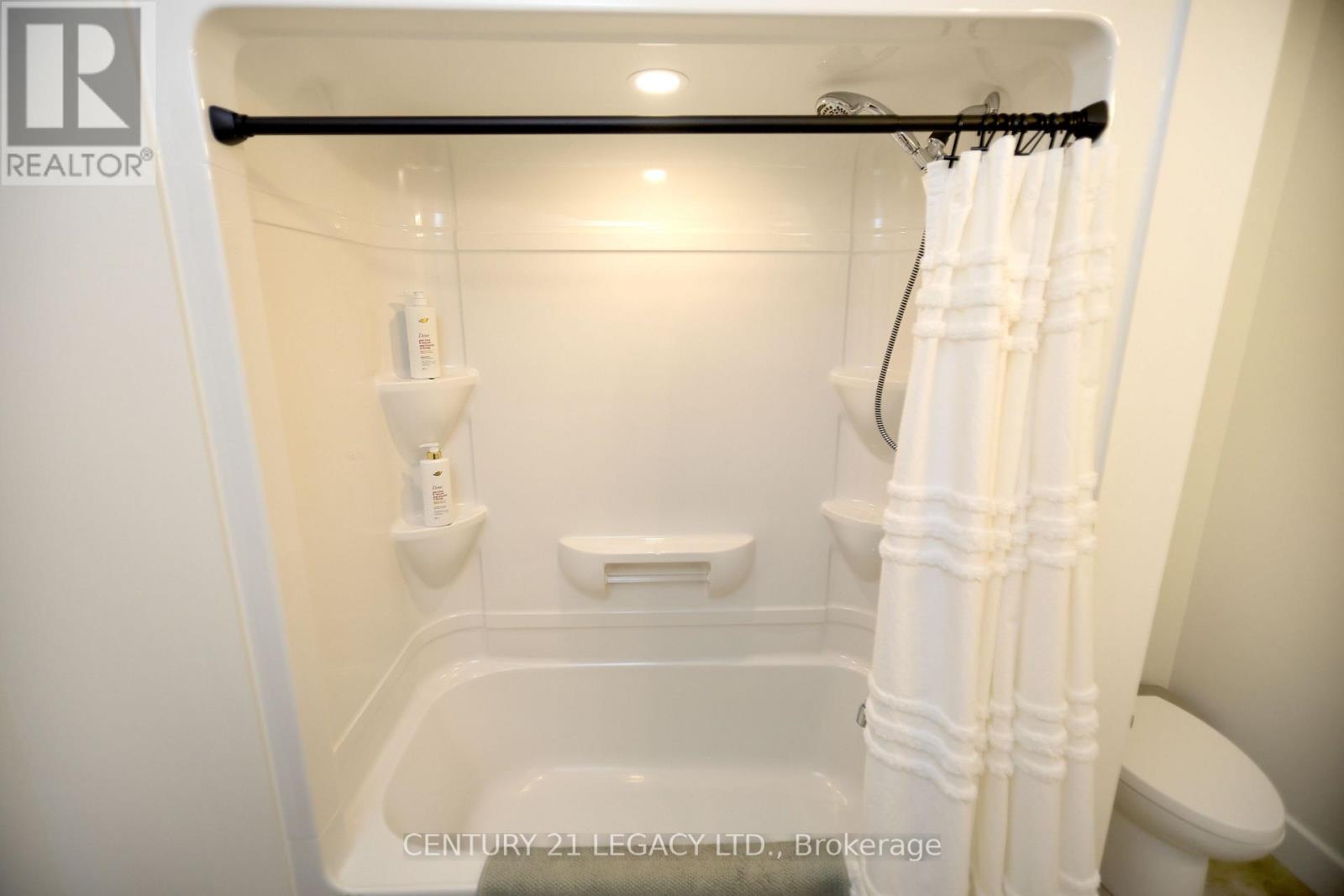 675 WINCHESTER AVENUE S - 22