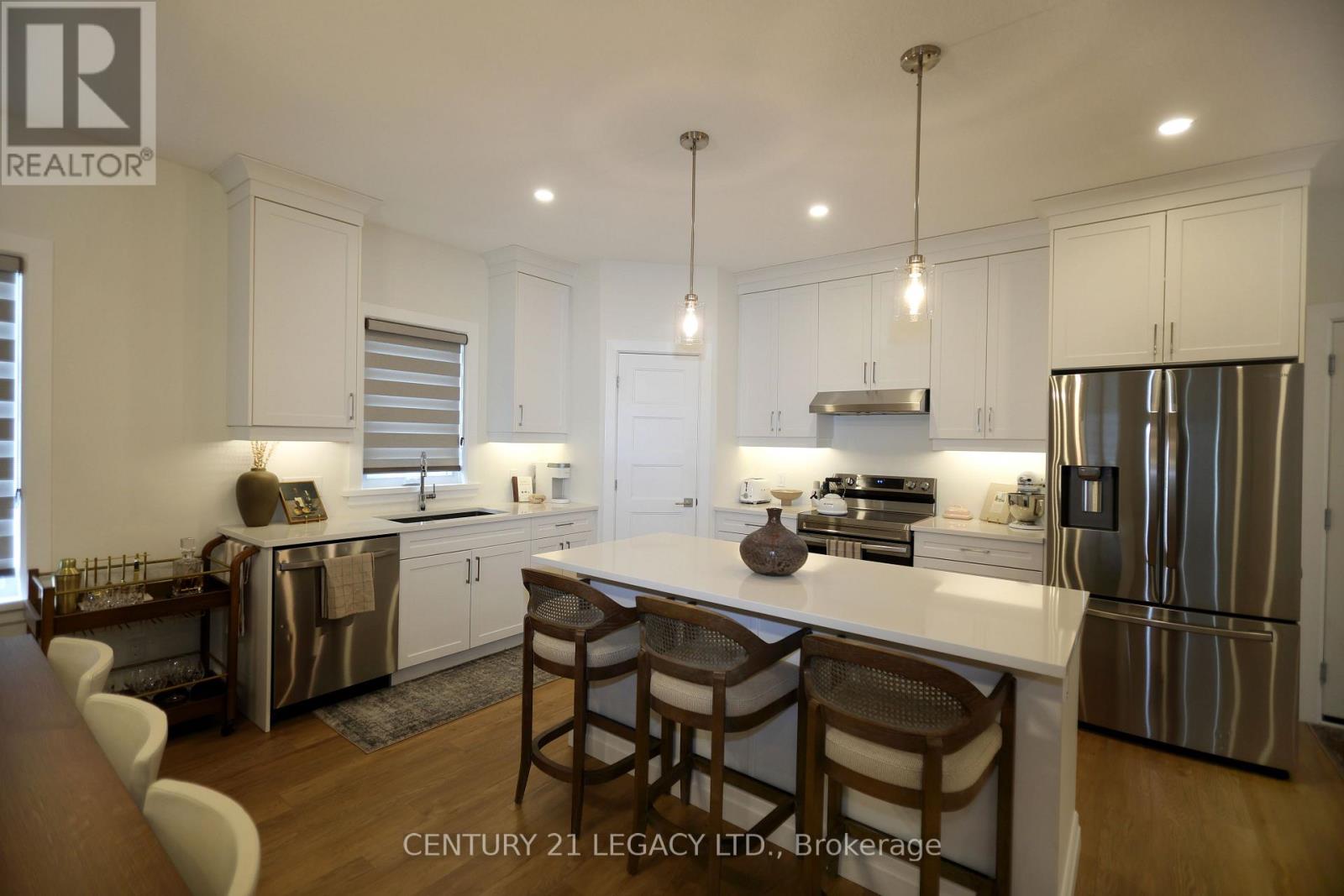 675 WINCHESTER AVENUE S - 5