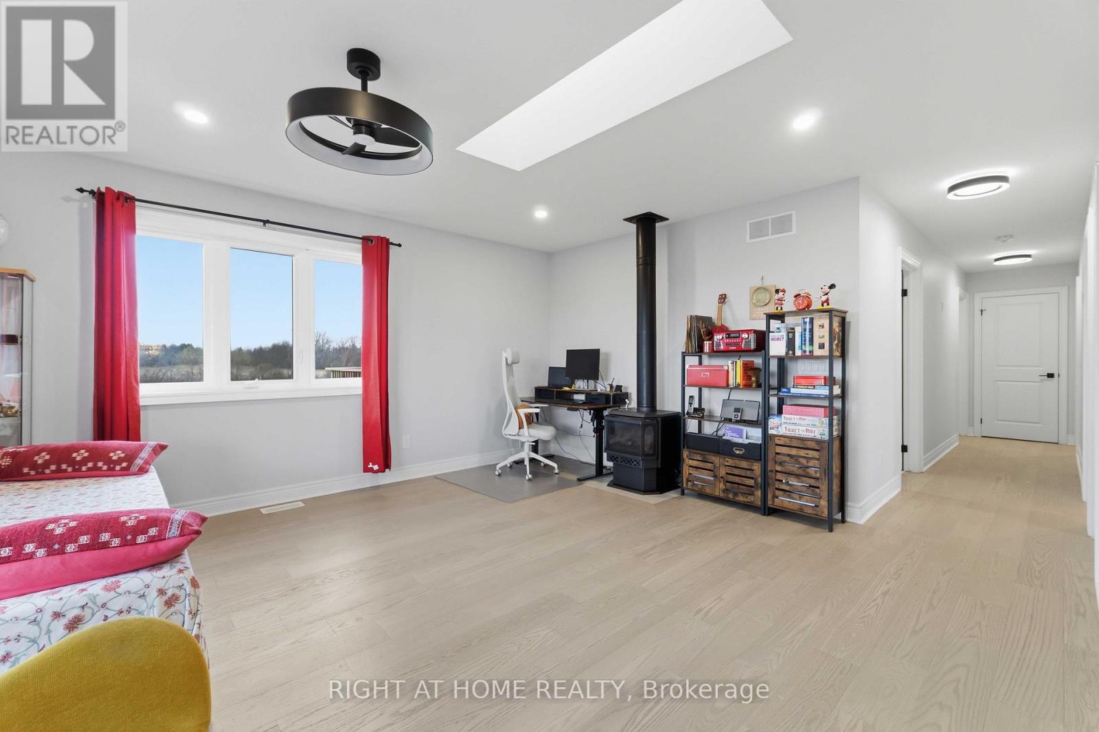901 GORHAM ROAD - 10