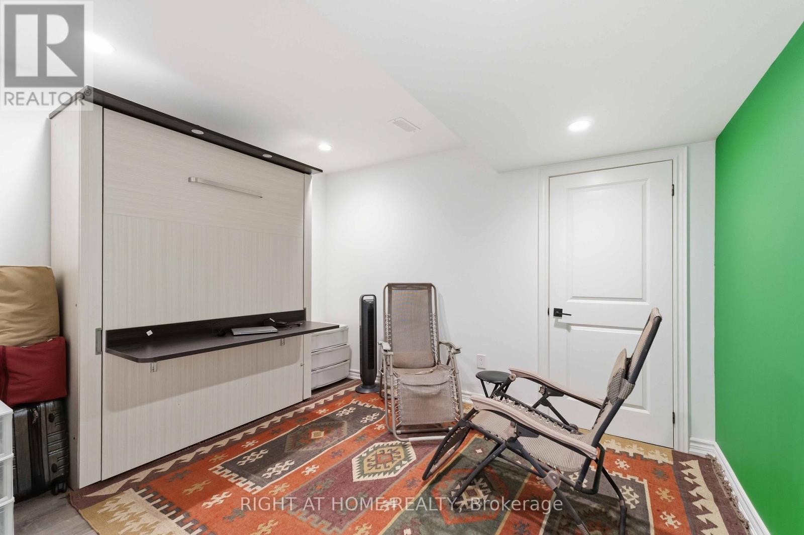 901 GORHAM ROAD - 24