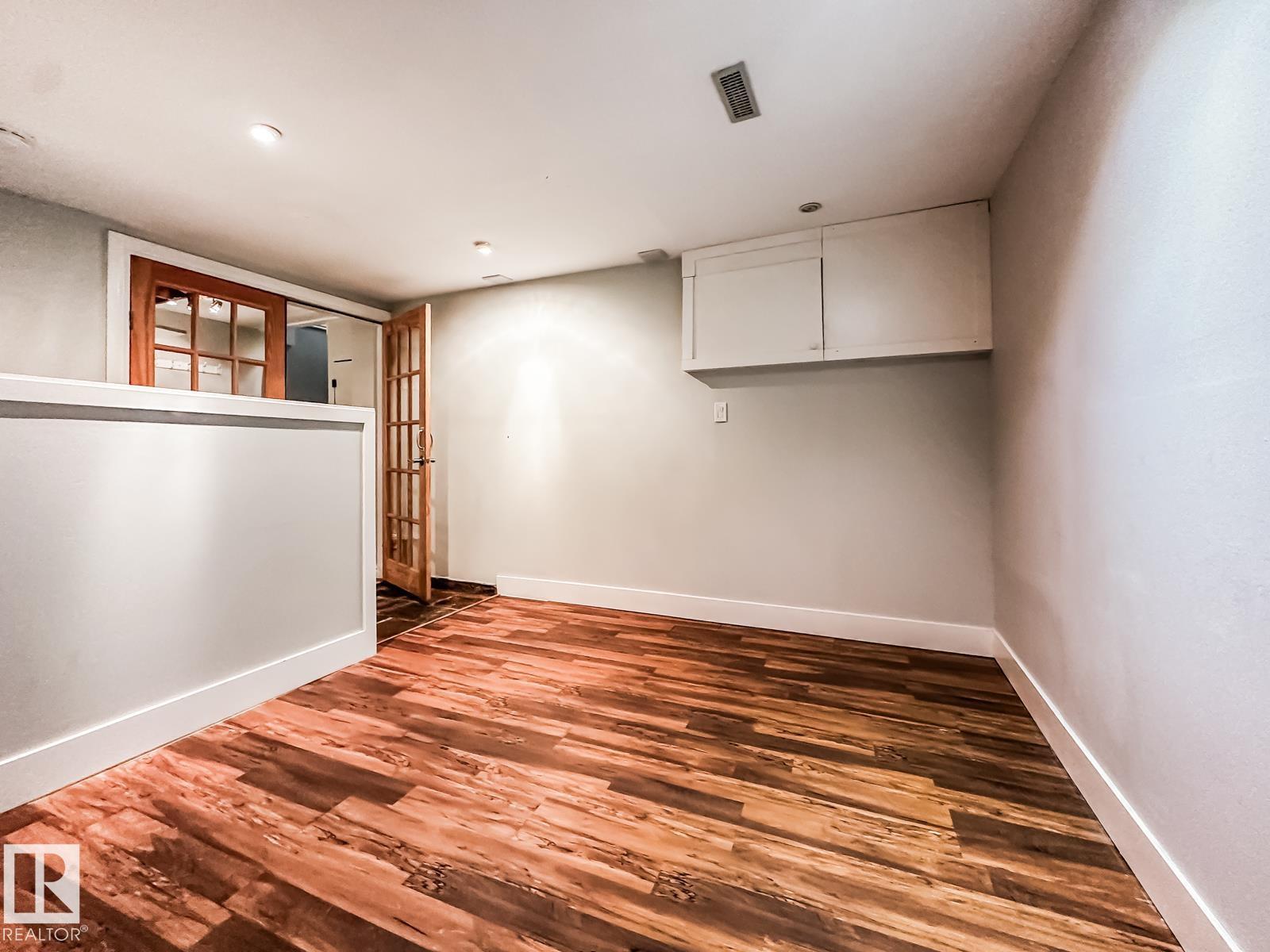 9612 74 AV NW — photo 31