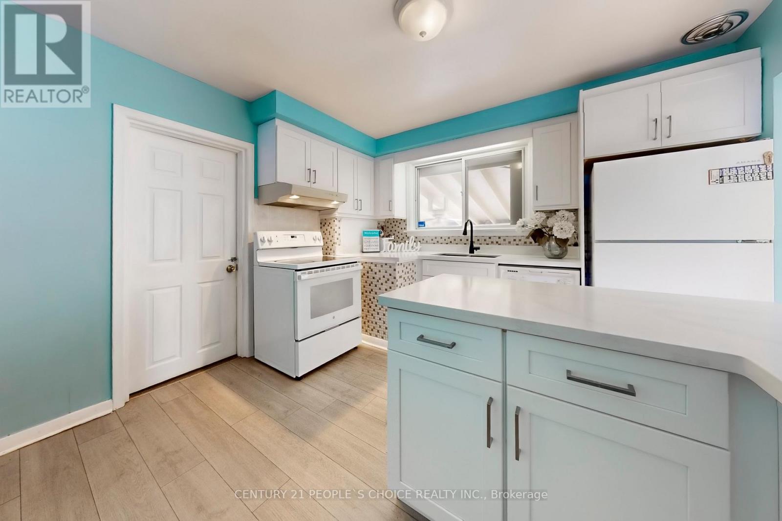 35 WESTHUMBER BOULEVARD - 12