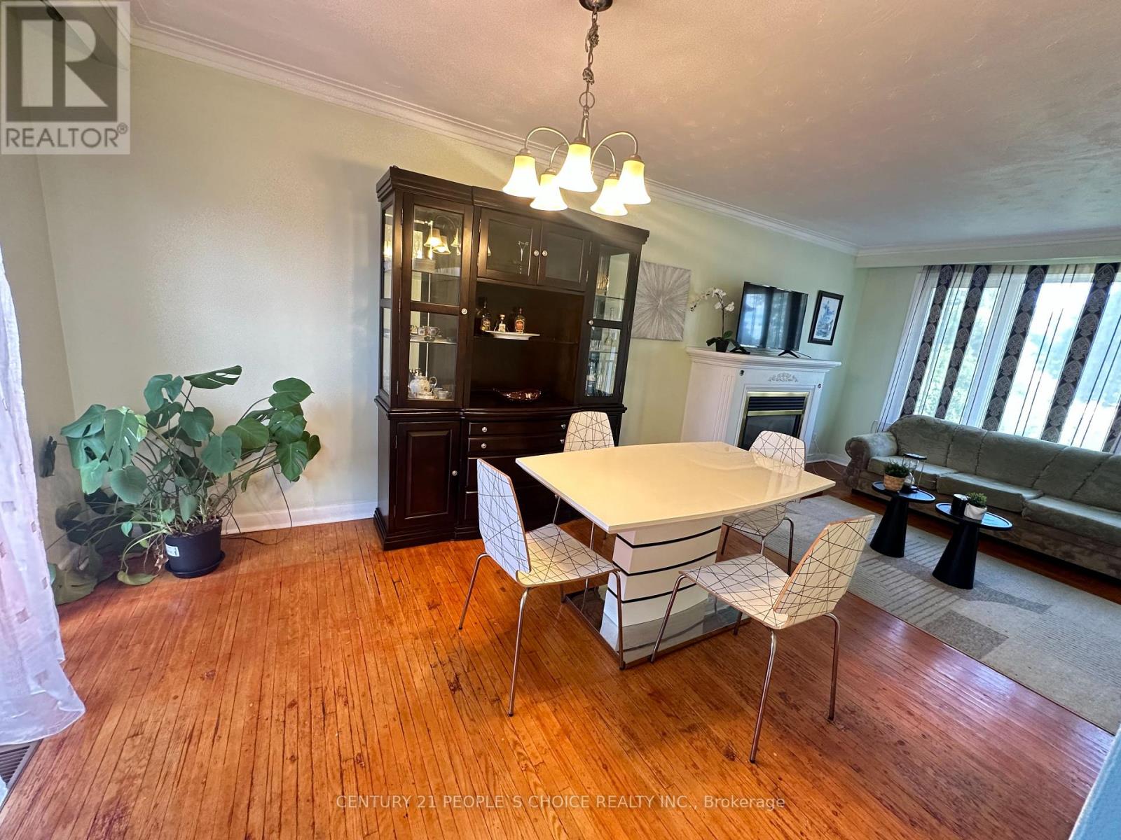 35 WESTHUMBER BOULEVARD - 28