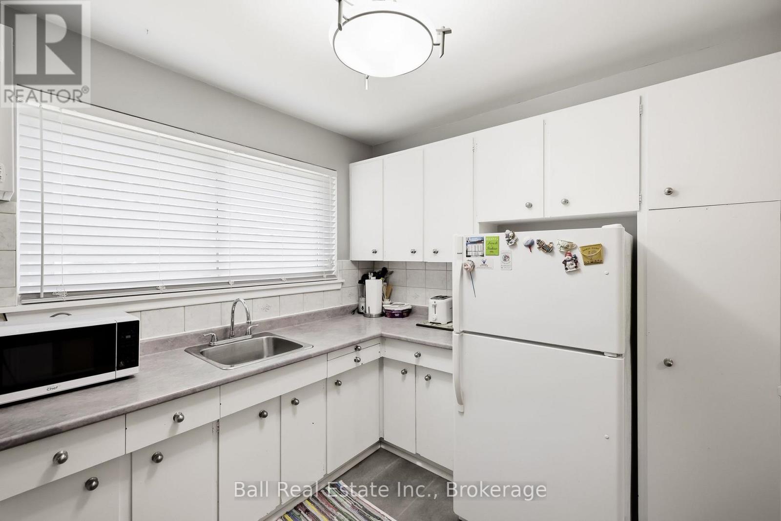614 LANSDOWNE DRIVE - 17