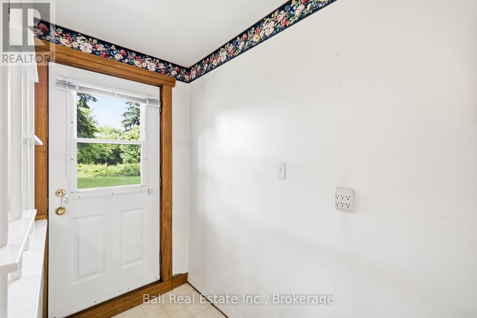 614 LANSDOWNE DRIVE - 35