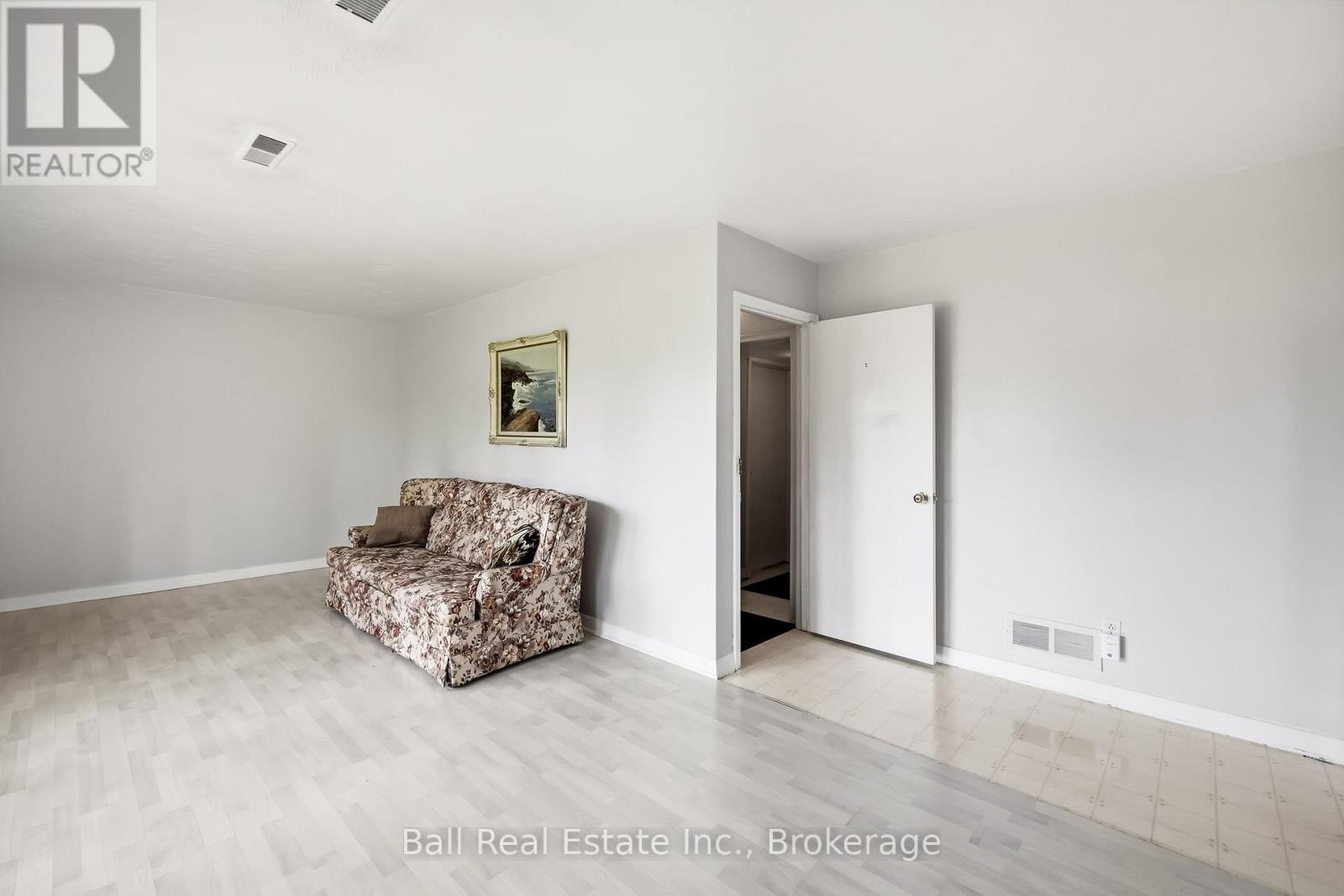 614 LANSDOWNE DRIVE - 28